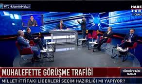 Habertürk canlı yayın, habertürk i̇zle ve habertürk canlı mobil gibi kelimelerde ecanlitvizle.co sayfasından izleyebilirsiniz. Haberturk Te Gergin Anlar Mete Yarar Deniz Zeyrek E Kizip Canli Yayini Terk Etti