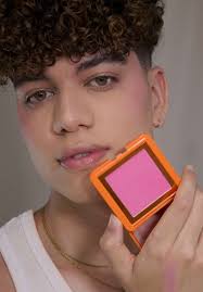 É o Flashy de @Mari Maria Makeup @Mari Maria 🧡 voltou com uma nova  embalagem com espelho, e uma pigmentação de milhões ✨ #marimariamakeup  #blushcompacto #marimaria #creatorsearchinsights