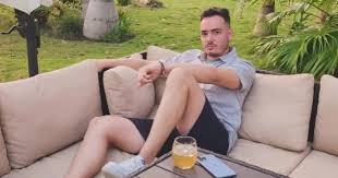 Publicación de Sandro Castro desata las críticas de cubanos: "Viviendo del comunismo"