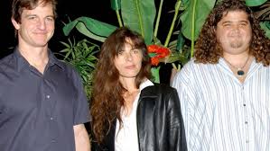 A leading actress of theatre, film and tv in the former yugoslavia, mira furlan emigrated to the u.s. Fwwsubkylrye M