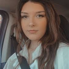 Kristen Chestnut's Instagram, Twitter & Facebook