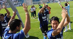 Atlético tucumán tuvo que jugar el partido de vuelta de la segunda fase de la copa libertadores con el uniforme de la selección de argentina. Copa Argentina Atletico Tucuman Elimino A La Crema Rafaelina Y Avanza Mundo D