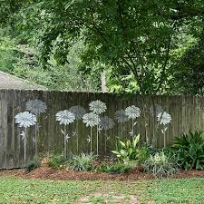 How to quickly paint your fence with a sprayer. Goodshomedesign