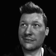 Suzanne Sherlock (@Chinscha88)