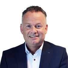 Marco Clements is onze nieuwe flex-calculator. Hij heeft zijn auto  uitgekozen bij Kia van Muijlwijk. Wij repareren de autoschades voor van  Muijlwijk en vanwege het wederzijds gunnen mocht van…