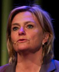 Archivo:Eva Hamilton (cropped).jpg