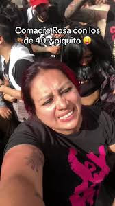 Pogueando al Ritmo de Comadre Rosa: Rock Ecuatoriano