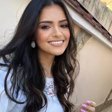 Luisa Lopes (@_luisalopes)