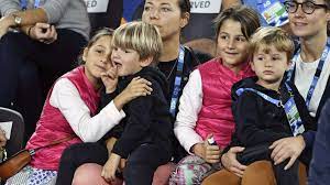 That july, the couple became the parents of identical twin girls, myla and charlene. Roger Federer Kinder Roger Federer Besucht Kinderzentrum Der Von Roger Federer Saved Match Points During An Incredible Comeback From Two Sets Down To See Off Marin Cilic And Reach
