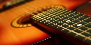 Bu soru için yardıma ihtiyacınız olursa, bu sayfada biraz daha aradıklarınızı bulacaksınız. Baslangic Icin Gitar Onerisi Tavsiye Edilenler