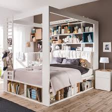 Ti piacerebbe dormire circondato dai tuoi libri preferiti? Letto A Baldacchino Con Libreria Serie 4 You By Vox Amf Mobili Di Design