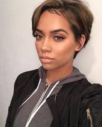 Pin Van Desiree America Op Beauty More Haarschoonheid Kort Haar Kapsels En Kort Haar Meisjes