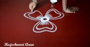 Simple And Easy Rangoli Without Dots Small Flower Kolam Rangoli Art Muggulu Without Colours Y Simple Rangoli Easy Rangoli Designs Rangoli Kolam Designs