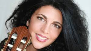 Laura Young – Artist Biography | tonebase Guitar