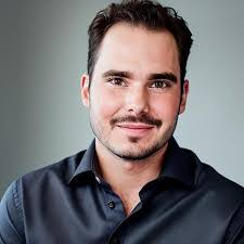 Shane Ridgway's Instagram, Twitter & Facebook