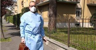 Scopri tutte le offerte di lavoro per banca unicredit a provincia di brescia. Il Medico Lascia Ma Prima Vaccina Tutti I Suoi Fragili Corriere It