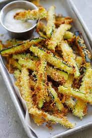 Crispy Baked Zucchini Fries Made With Japanese Panko Bread Crumbs And Parmesan Cheese Serve The Zucchini Fri Easy Delicious Recipes Recipes Healthy Appetizers