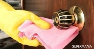أفضل طريقة لتنظيف مقابض الأبواب وتلميعها سوبر ماما
