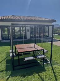 Black 8 Seater Swingtable With Red Mahogany In 2020 Backyard Swing Table Backyard Landscaping