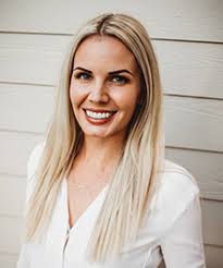 Kelsey Eckert's Instagram, Twitter & Facebook