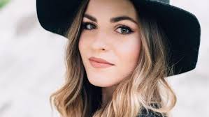 A Rising Star In The Country Music Scene Will Be Performing The Canadian National Anthem At Game Three Of The Nba Country Music Music Star Country Music Stars