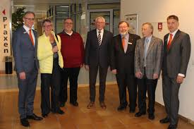 Spendenubergabe An Die Freunde Und Forderer Des Kreiskrankenhauses Alsfeld Vr Bank Hessenland Eg