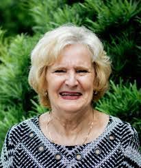 Wanda Walters's Instagram, Twitter & Facebook