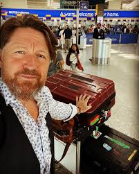 Joby Baker (@joby_baker_music) • Instagram फोटोहरू र भिडियोहरू