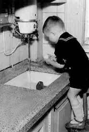 keuken in de sarphatistraat amsterdam 1955 ouderwetse foto s jeugdherinneringen jaren 60 keuken