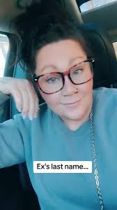 Understanding Ex-Wives Keeping Last Names After Divorce