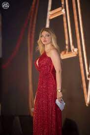 18 hours ago · ياسمين الخطيب، المذيعة والكاتبة المصرية، احتفلت اليوم بزواجها من رجل الأعمال والمنتج رمضان صبحي، وتداول الجمهور عدة صور وفيديوهات من حفل الزفاف الذي أقيم اليوم في أحد فنادق القاهرة وسط حضور عدد من المشاهير. ÙŠØ§Ø³Ù…ÙŠÙ† Ø§Ù„Ø®Ø·ÙŠØ¨ Ø«Ø£Ø±Øª Ù„Ù†ÙØ³ÙŠ Ù…Ù† ÙƒÙ„ Ù…ØªØ­Ø±Ø´ ÙˆØ£ÙØ®Ø± Ø¨Ø¹Ù‚Ù„ÙŠ Ø£ÙƒØ«Ø± Ù…Ù† Ø¬Ù…Ø§Ù„ÙŠ Ø£Ø®Ø¨Ø§Ø± ØµØ­ÙŠÙØ© Ø§Ù„Ø±Ø¤ÙŠØ©