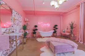 Downtown 80s Neon Pink Loft W Bed And Bathtub In Los Angeles Pink Room Room Ideas Bedroom Neon Room