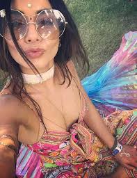 Maybe you would like to learn more about one of these? 15 Best Coachella Outfit Ideas Comfortable And Stylish Outfits
