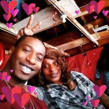 Cynthia Holmes's Instagram, Twitter & Facebook