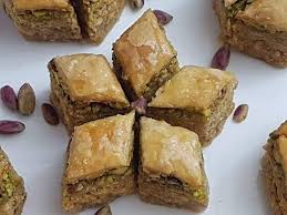 بقلاوة تونسي ة وصفة ممتازة مع سر الن جاح Baklawa Tunisienne Inratable Youtube Baklawa Tunisienne Alimentation Tunisienne