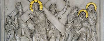 Instead, on this day, most catholic churches recite the stations of the cross (these are normally found an when veronica looked at the fabric, an image of his face appeared upon it. Stations Of The Cross