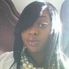 Nicole Cray's Instagram, Twitter & Facebook