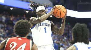 Denzel Aberdeen Makes His Point in Kentucky Win | Your Sports Edge 2021
