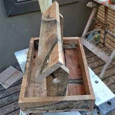 Folds out from the wall to give you a excellent table or desk. Reclaimed Pallet Bird Feeder 6 Steps Instructables