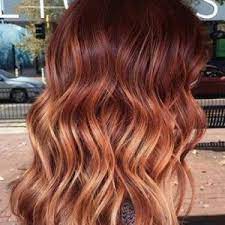 Zoom sur les colorations les en 2020, les colorations se veulent flamboyantes et voyantes ! Tendance Couleur Cheveux 2019 Cheuveux De L Automne Hiver 2019 2020 Coiffure Fall Hair Color For Brunettes Hair Styles Hair Color Balayage