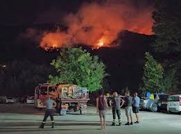 Le immagini da tresnuraghes , sennariolo e Incendi In Abruzzo Interessi Forti Ed Esterni Hanno Portato Ad Accendere I Fuochi Wordnews It News Magazine