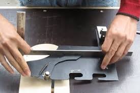 Via a touchscreen he can control the fence and the blade height and tilt electronically. How To Make A Table Saw Anti Kickback For Diy Table Saw Guard Splitter Pawls 5 Steps With Pictures Instructables