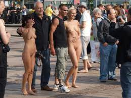 Naked girls - Titis.org
