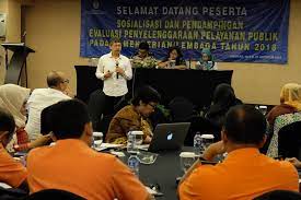 Karena itu, semangat pelayanan publik dalam reformasi birokrasi harus juga dibarengi dengan peningkatan kualitas putusan pengadilan. Kementerian Pendayagunaan Aparatur Negara Dan Reformasi Birokrasi Enam Aspek Fokus Utama Evaluasi Pelayanan Publik
