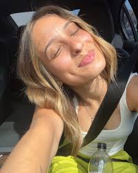 Kristin Kavanaugh (@kristinkavanaugh_) • Instagram photos and videos