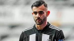 Annesinin başında ağıtlar yakan genç kızın feryadı yürekleri dağladı. Son Dakika Leicester City Den Rachid Ghezzal Karari Koptu Geliyor Sadece Haber