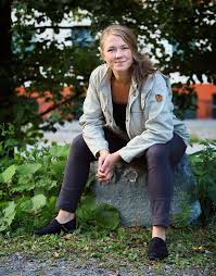Une aina bastholm (born 14 january 1986) is a norwegian politician for the green party. Hun Far Mdgs Eneste Sikre Stortingsplass I Oslo