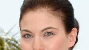 Nora von waldstätten) ist eine österreichische schauspielerin. Nora Von Waldstatten Im Gesprach Baroness Durfen Wir Bitten Kultur Sz De