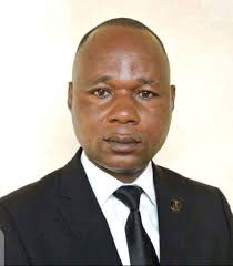 Le nouveau patron de l'Eglise du centre-Est L'Arc Jean Paul Mbikayi Muya  Puisse notre Dieu vous accompagner dans votre lourde charge mukulumpa wa  Eglise