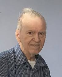 Amy Pinette's Instagram, Twitter & Facebook